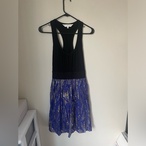 Trina Turk Black and Purple Metallic Dress Size 6 - Picture 1 of 8